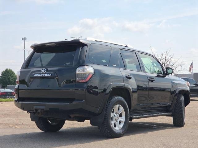 Certified Used 2018 MIDNIGHT BLACK METALLIC Toyota  image 24