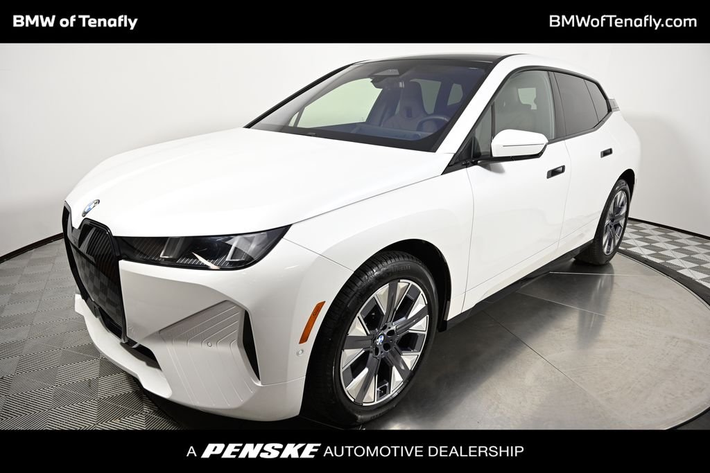 2026 BMW iX xDrive45's photo