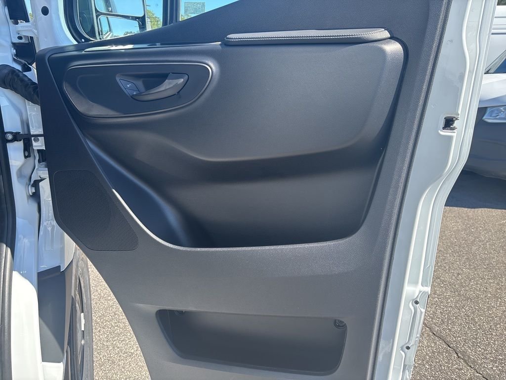 New 2026 Arctic White Mercedes-Benz Cargo 170 WB image 24