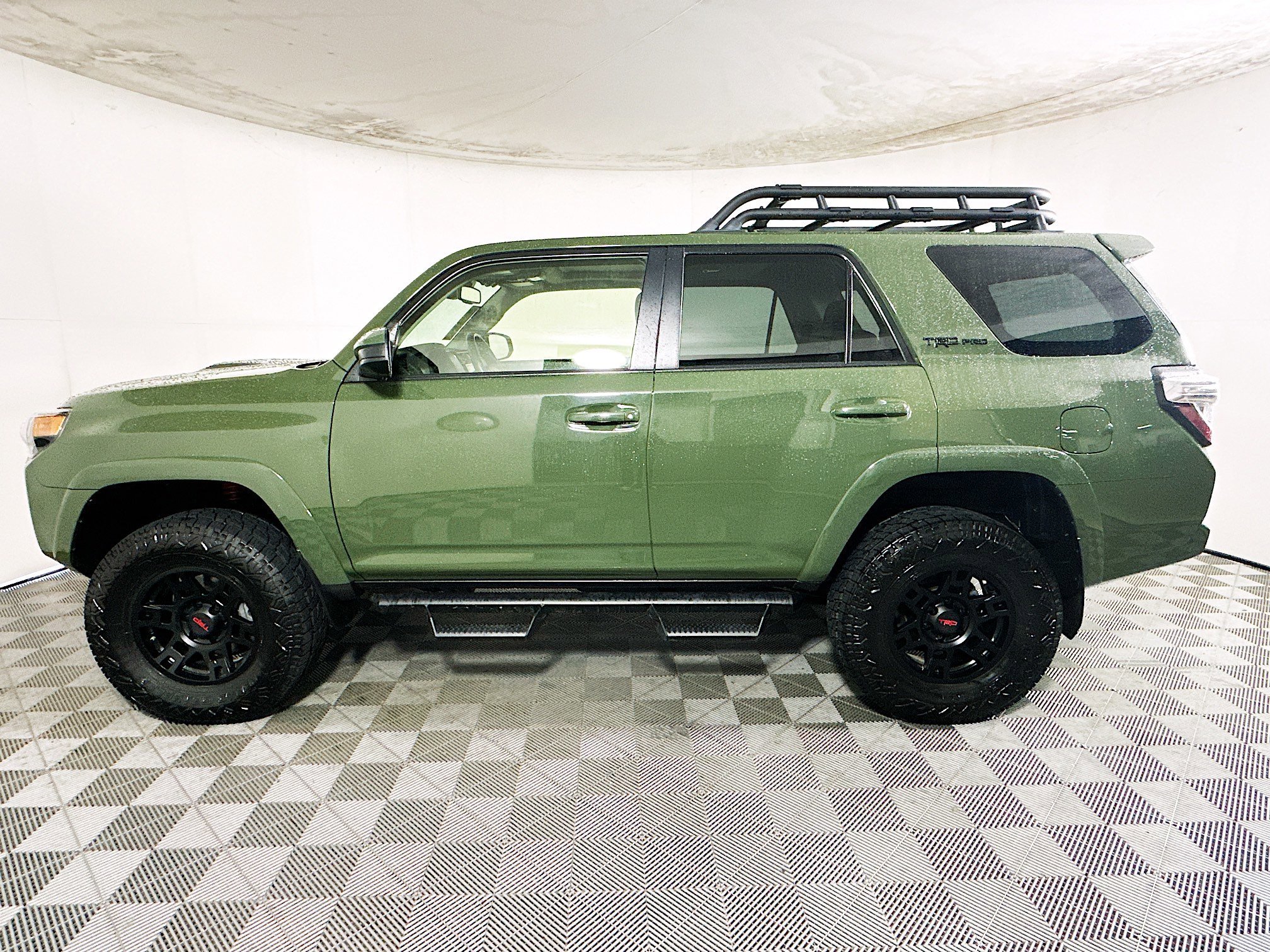 2020 Toyota 4Runner thumbnail 8