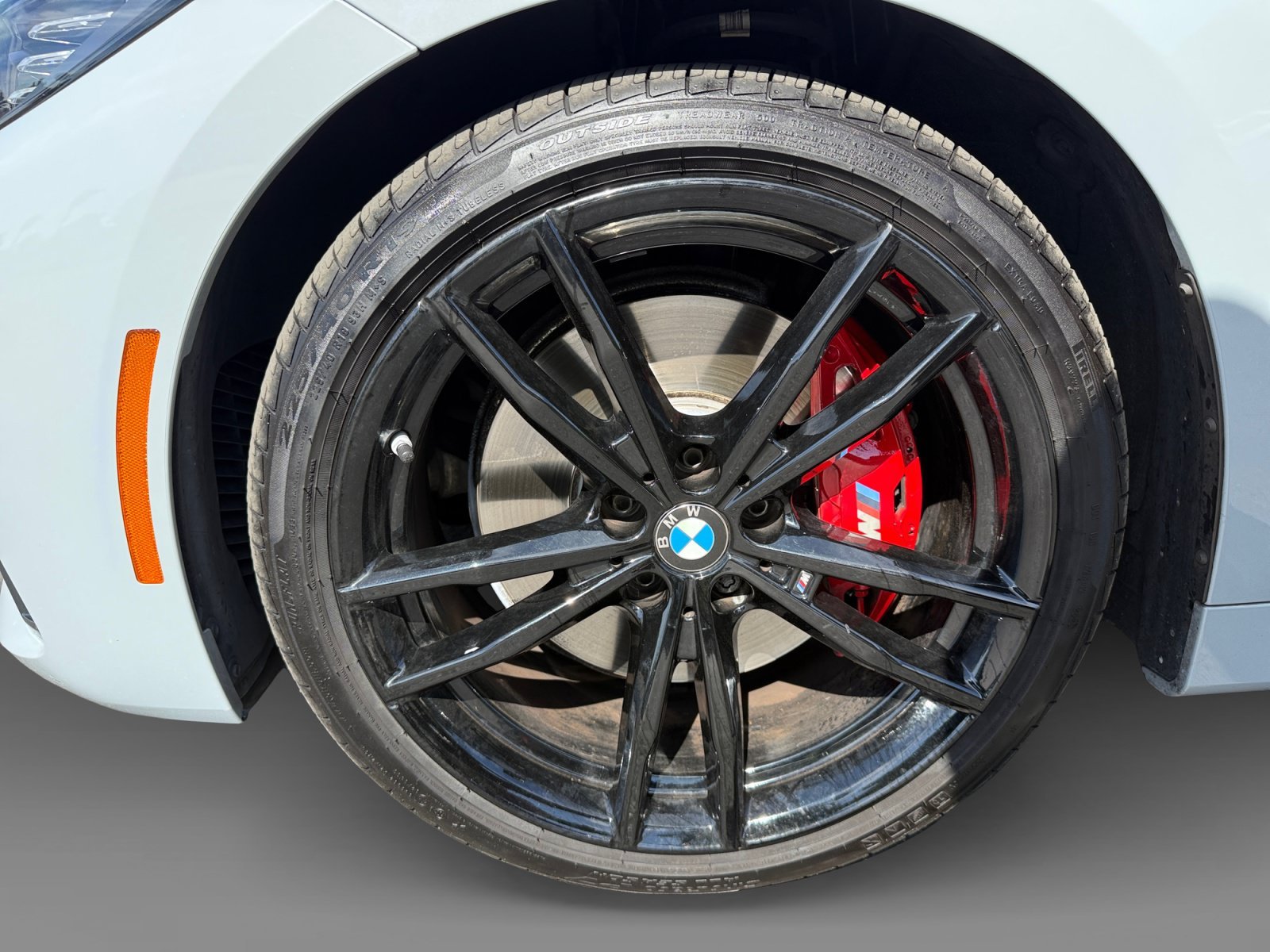 Used 2024 Gray Metallic BMW M440i image 9