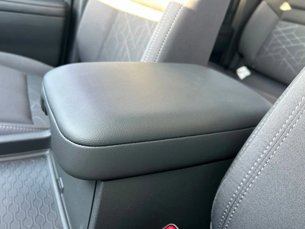 New 2026 Glacier White Nissan Crew Cab SV image 36