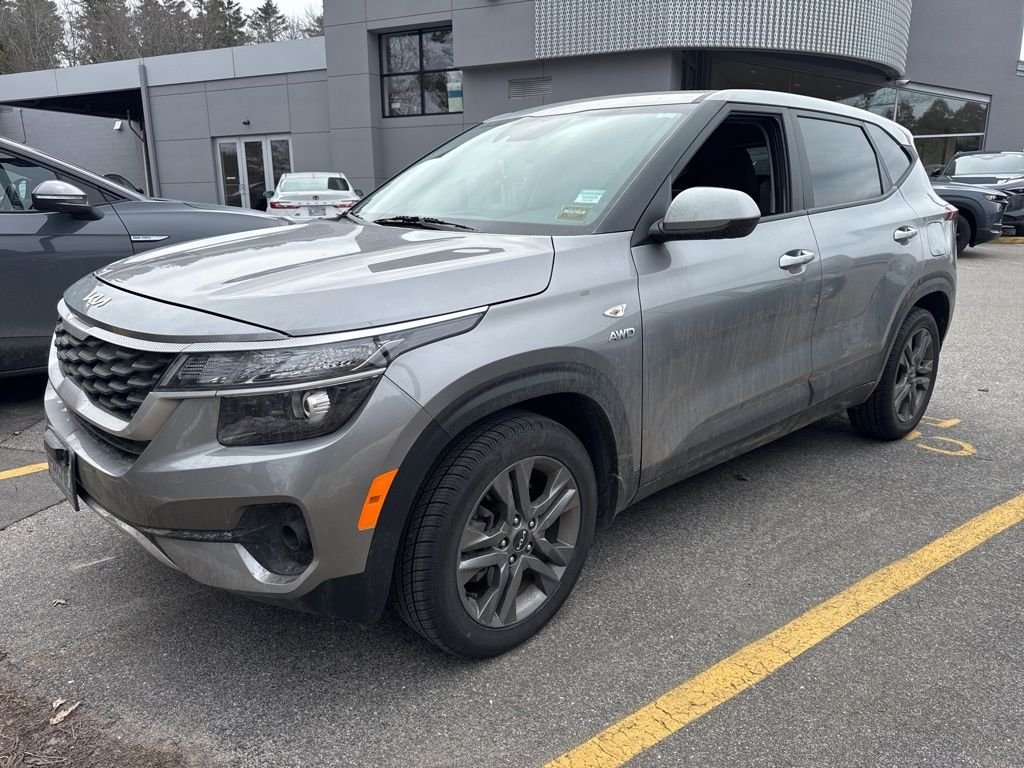 2023 Kia Seltos 2.0 LX AWD's photo