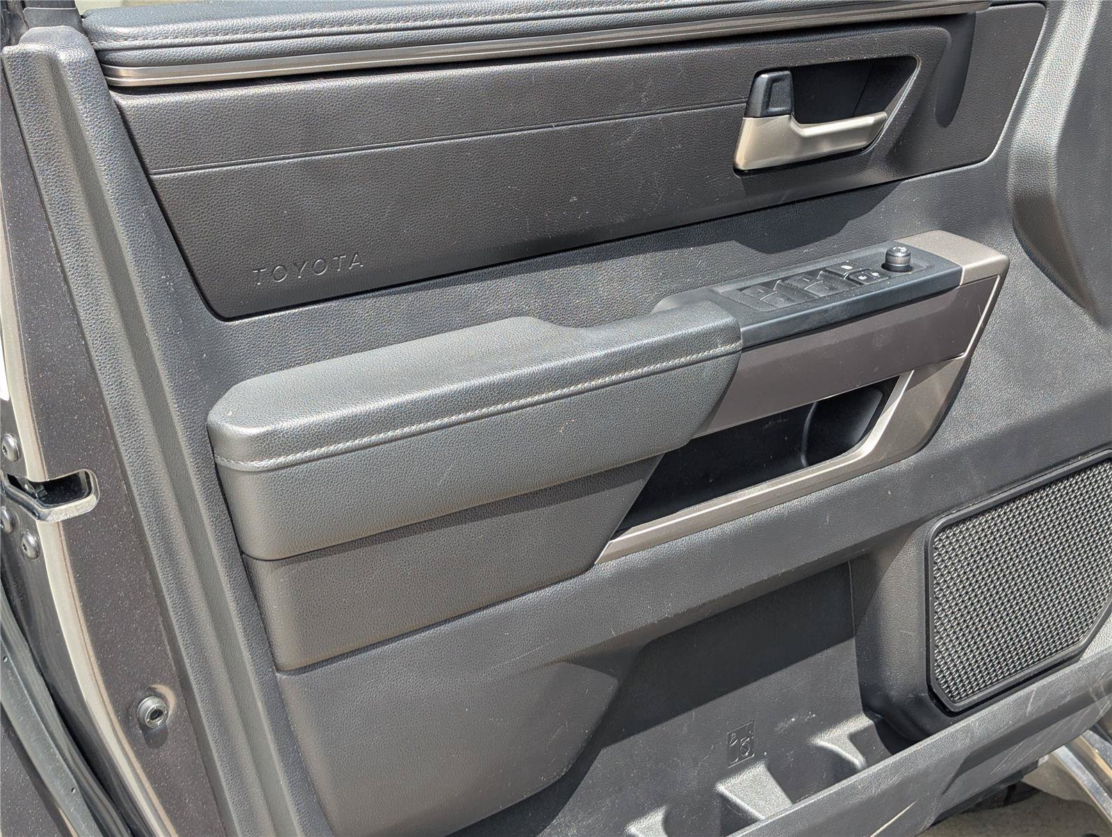 Used 2022 Gray Toyota SR5 image 15