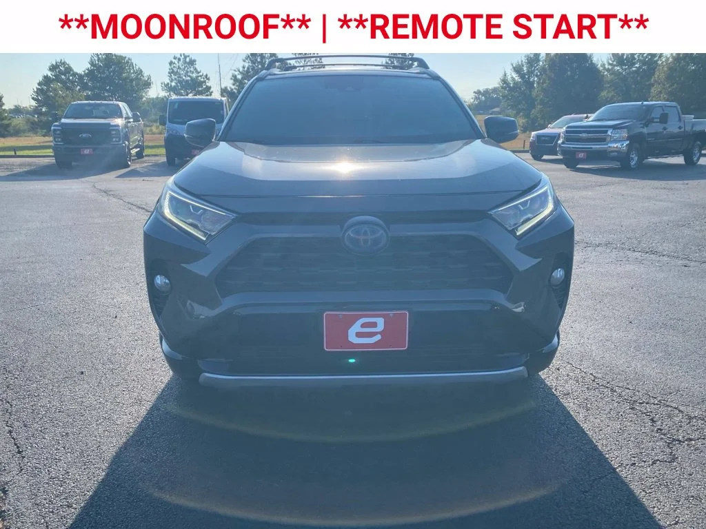 Used 2019 Toyota RAV4 XSE with VIN 2T3EWRFV5KW042321 for sale in Mount Pleasant, TX