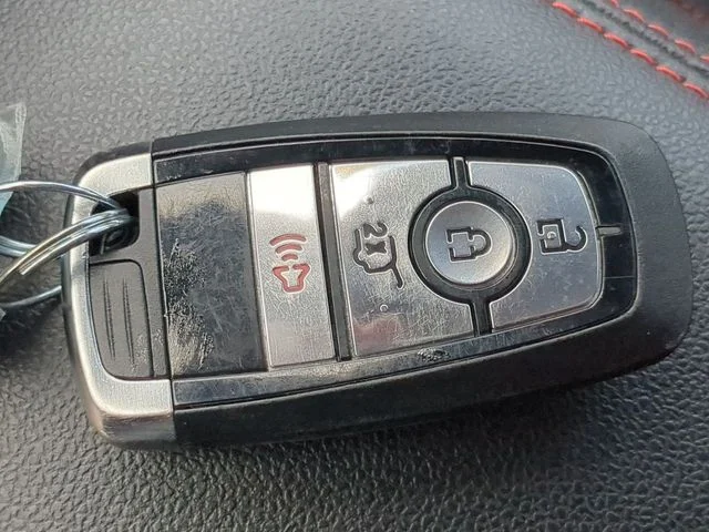 Used 2023 Silver Ford ST-Line image 28
