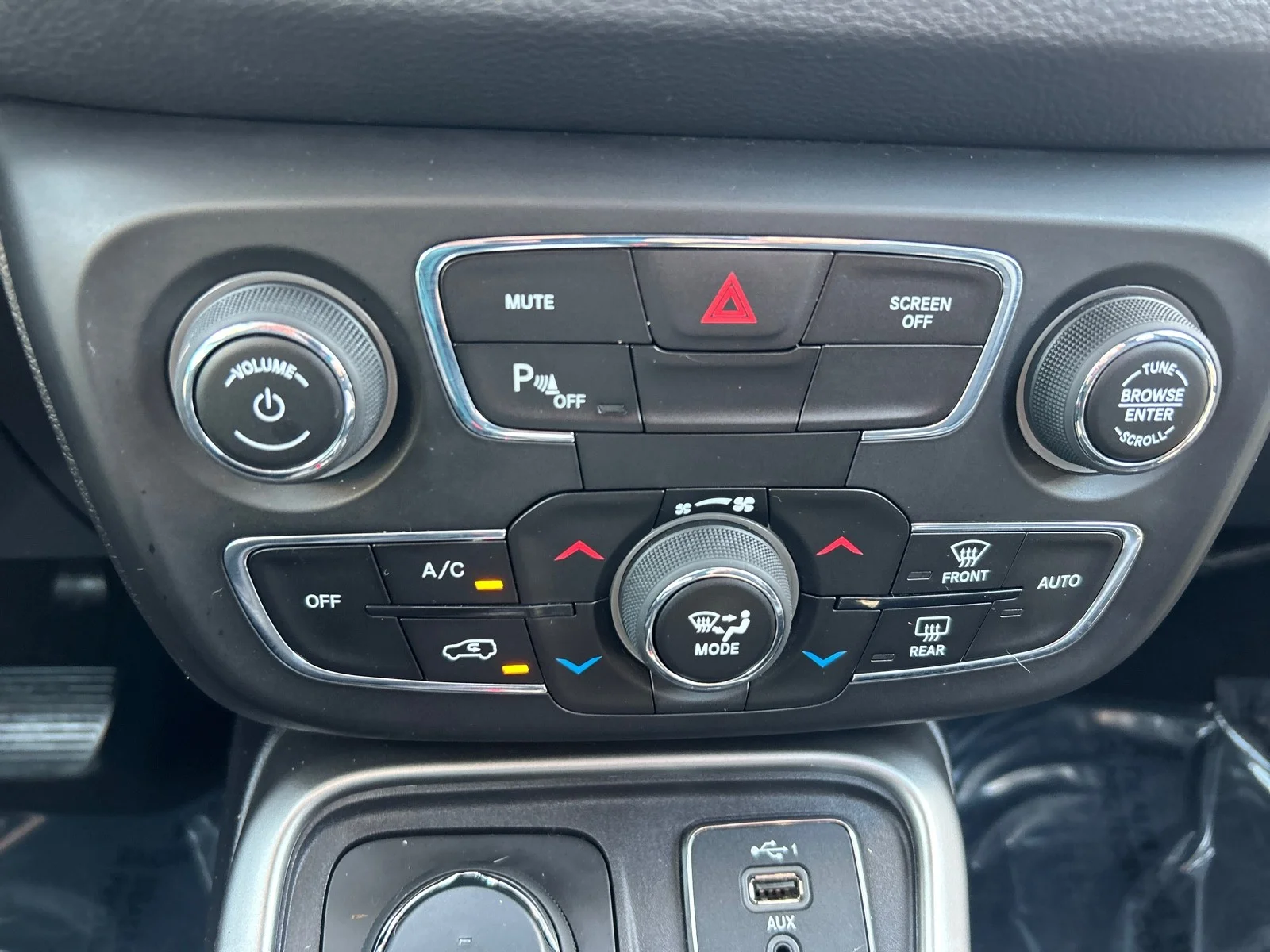 2019 Jeep Compass Latitude - Photo 17