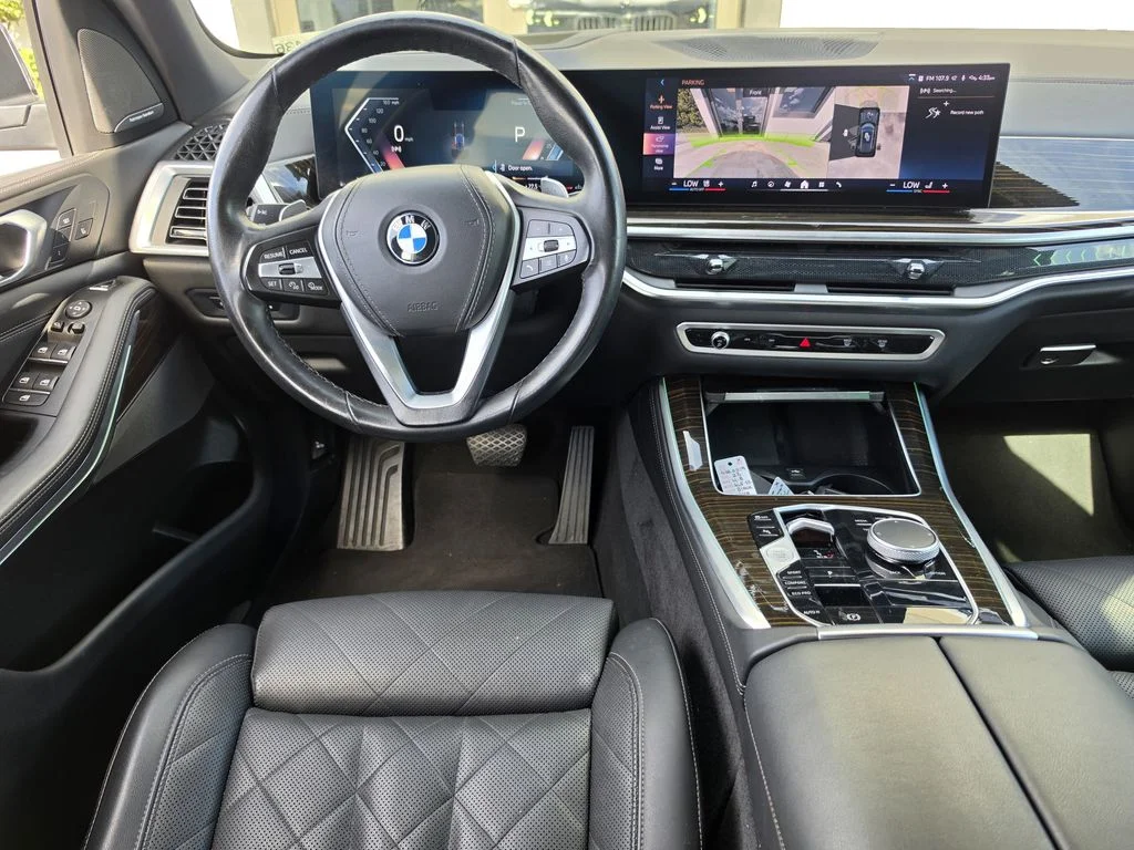 Used 2024 Gray BMW sDrive40i image 13