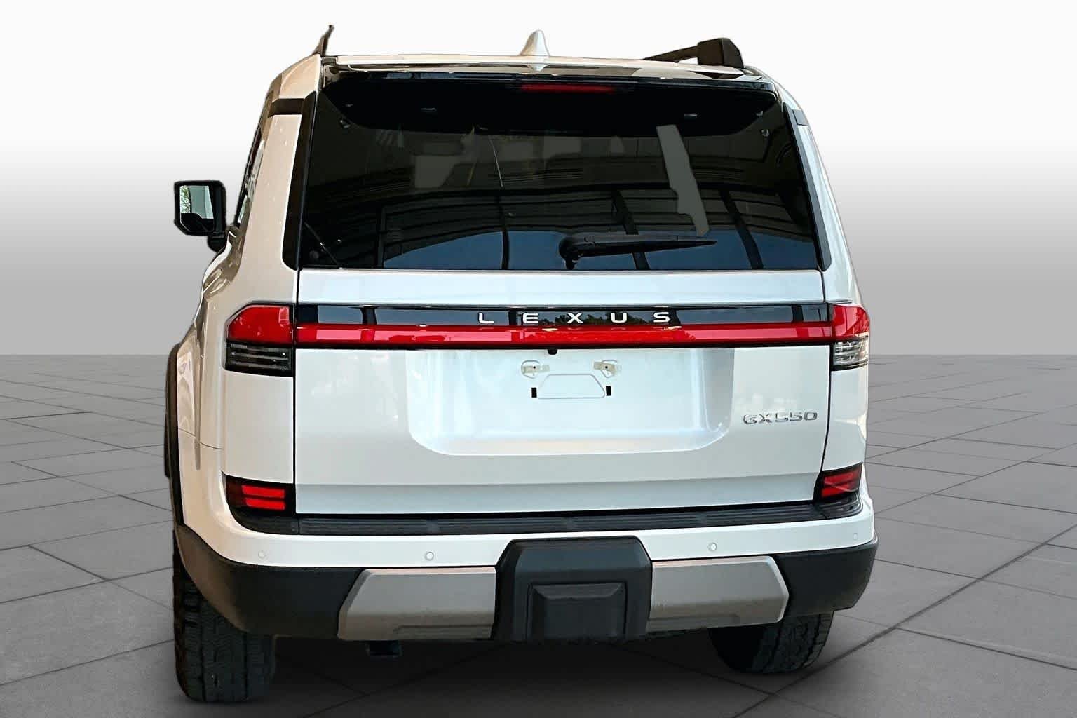 Used 2024 Eminent White Pearl Lexus Overtrail image 4