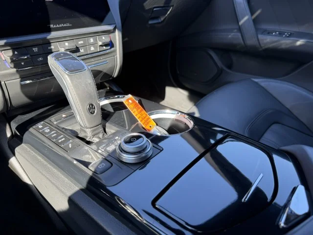 2022 Maserati Quattroporte Modena - Photo 30