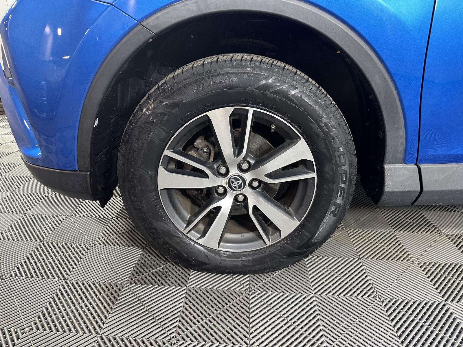 Used 2017 Electric Storm Blue Toyota XLE image 7