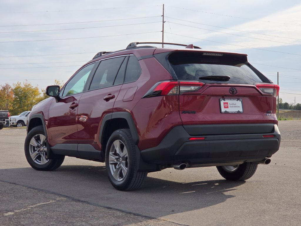 Certified Used 2025 Pearl Toyota XLE image 22