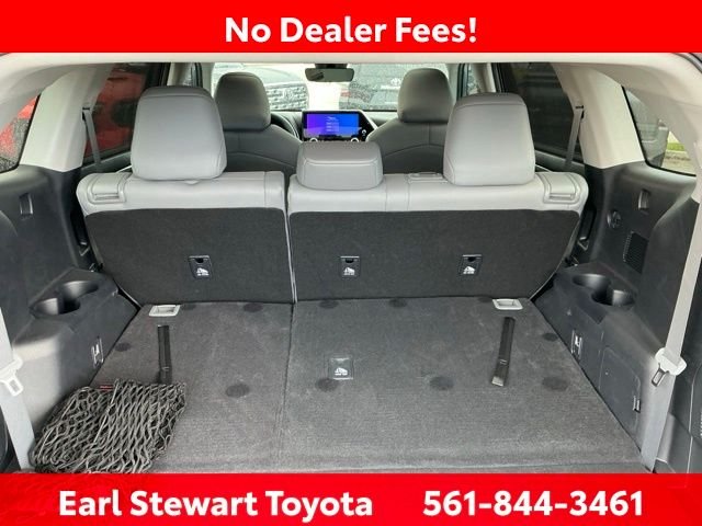 Used 2024  Toyota Limited image 15