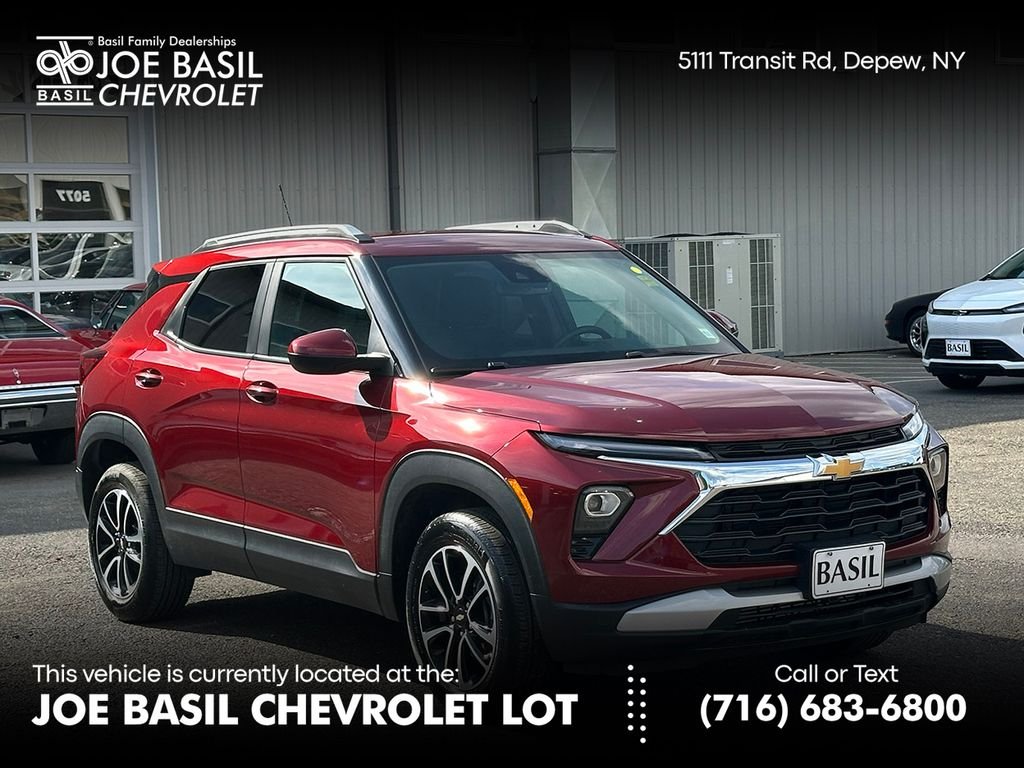 Used 2025 Red Chevrolet LT image 1