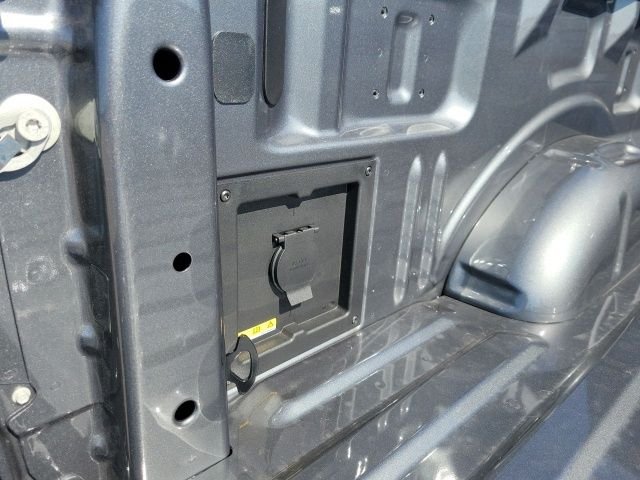 New 2026 Gray Ford Lariat image 33