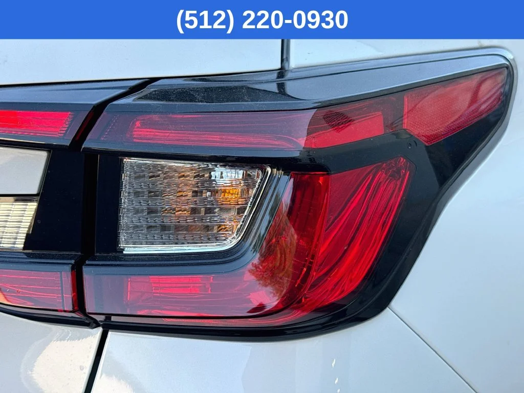 New 2027 White Subaru Limited image 33