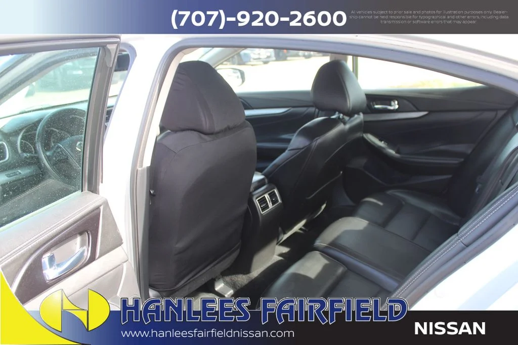 Used 2018 Silver Nissan 3.5 SV image 15