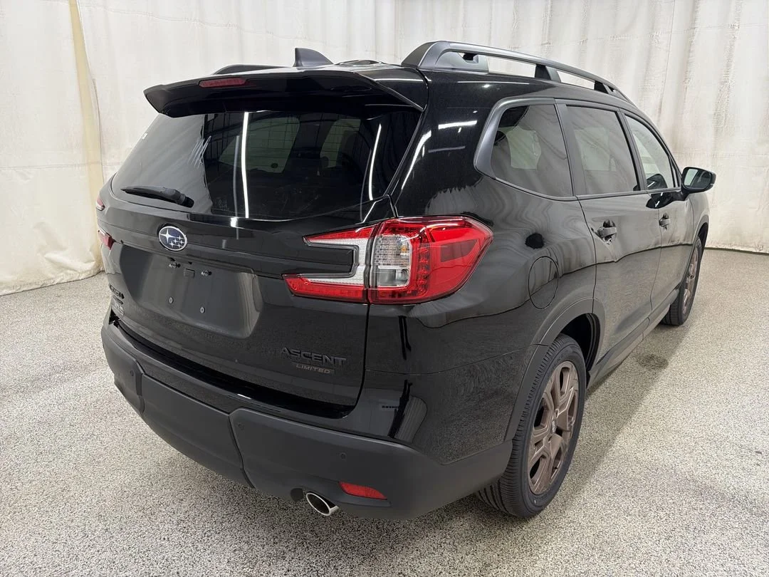 New 2026 Crystal Black Silica Subaru Limited Bronze Edition image 8