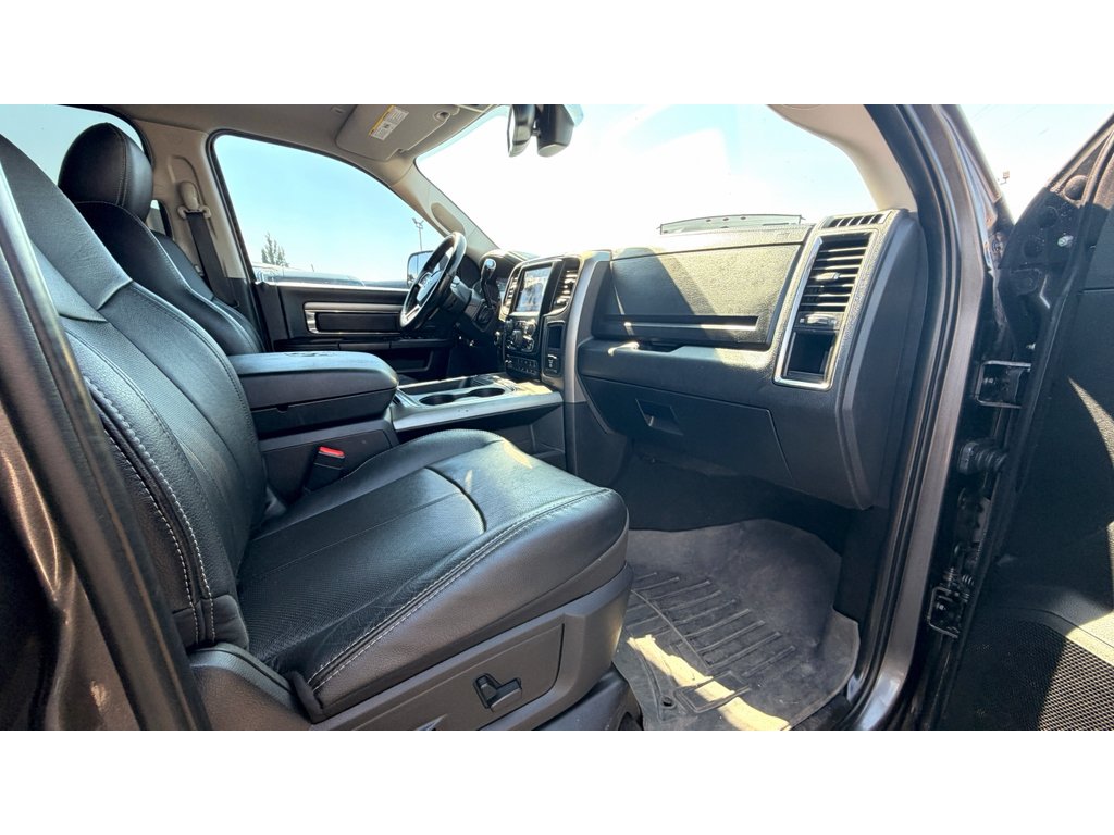 Used 2018 Black Ram Laramie image 8