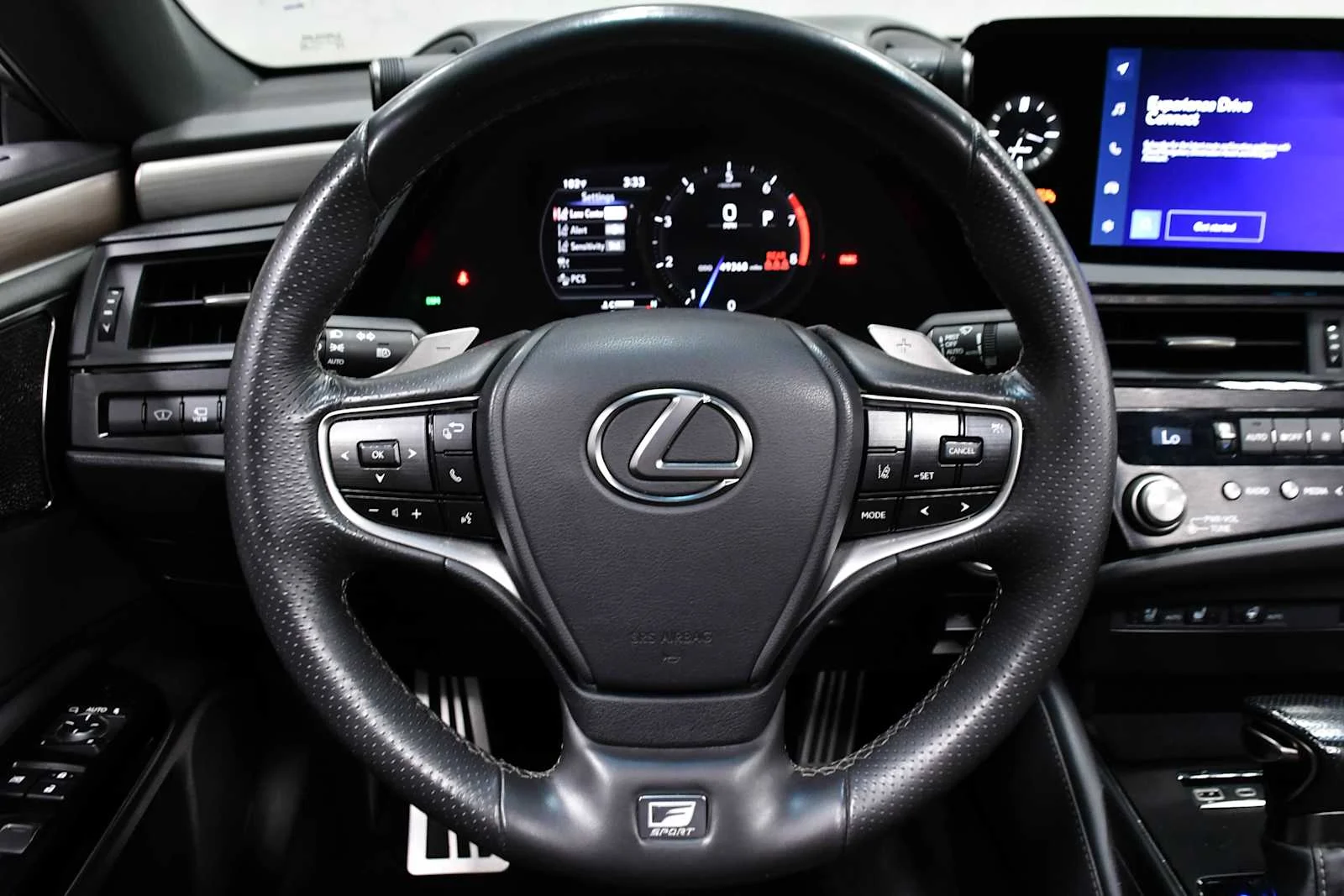 Used 2023 Iridium Lexus F SPORT Handling image 18