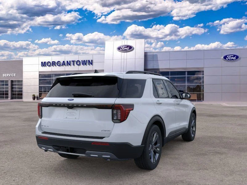 New 2026 Space White Metallic Ford Active image 9