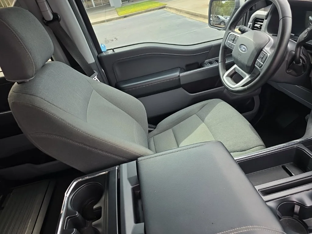 Used 2024 Silver Ford XLT image 7