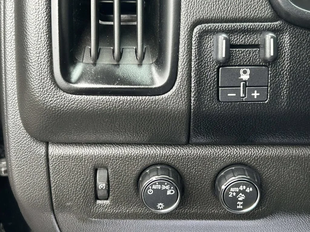 Used 2017 BLACK Chevrolet 4WD ZR2 image 24