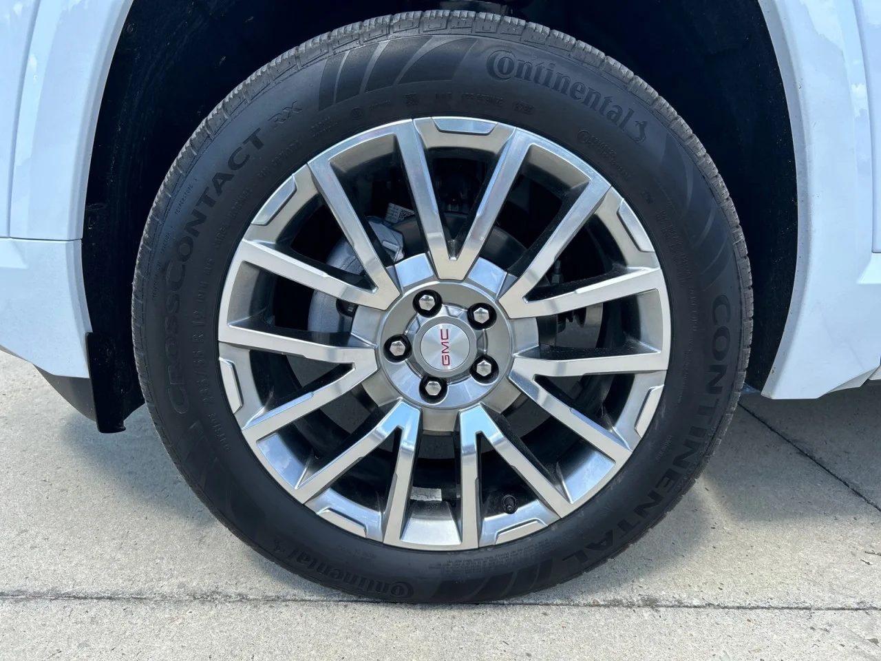New 2027 Glacier White Tricoat GMC Denali image 10
