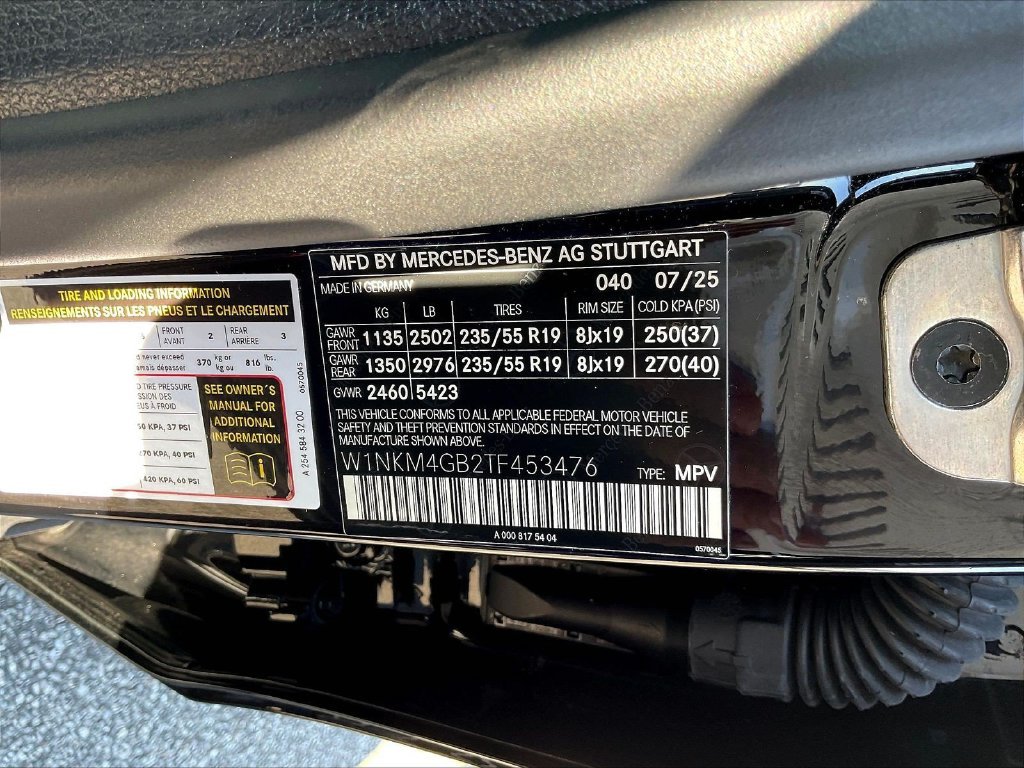 Used 2026 Black Mercedes-Benz GLC 300 image 6