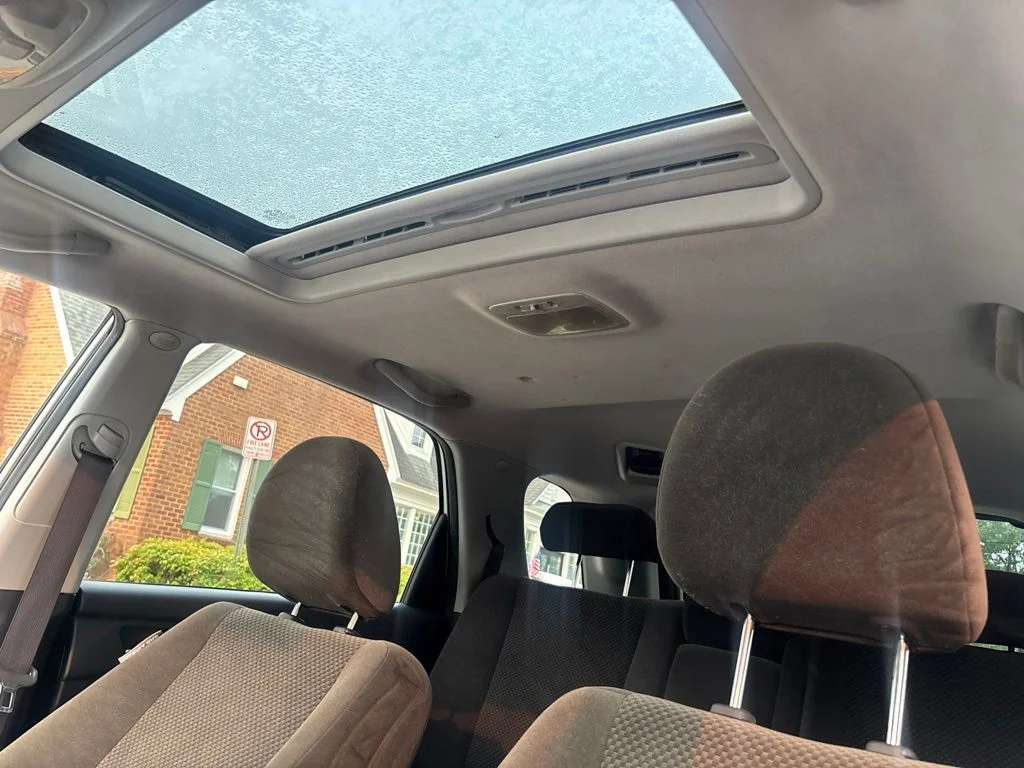 Used 2010 Silver Kia EX image 22