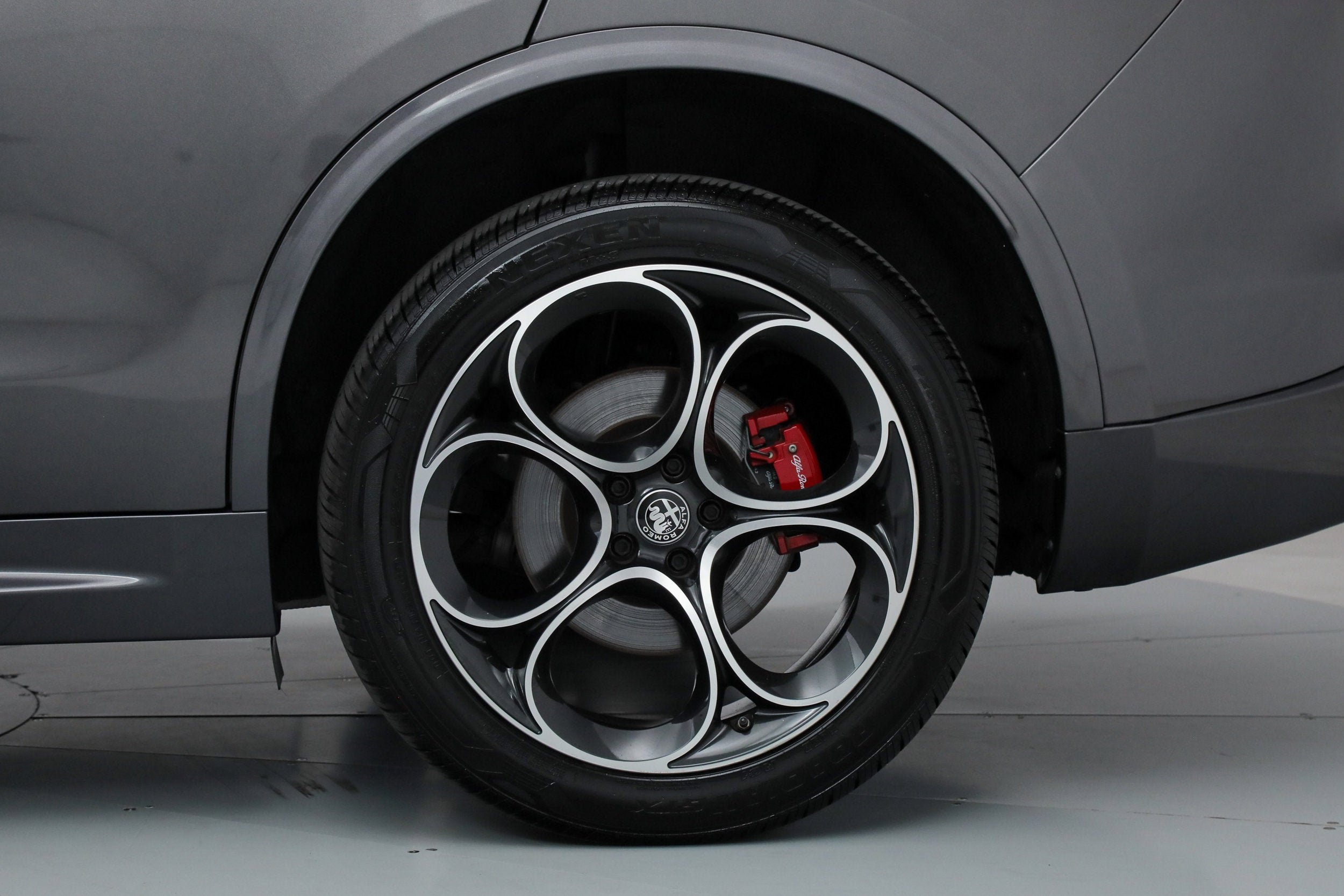 Used 2022 Gray Alfa Romeo Veloce image 23