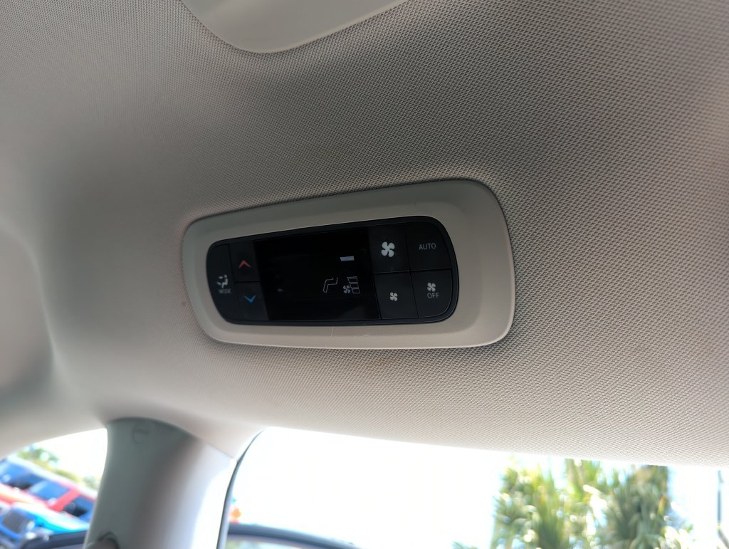 Used 2019 Gray Chrysler Touring Plus image 31
