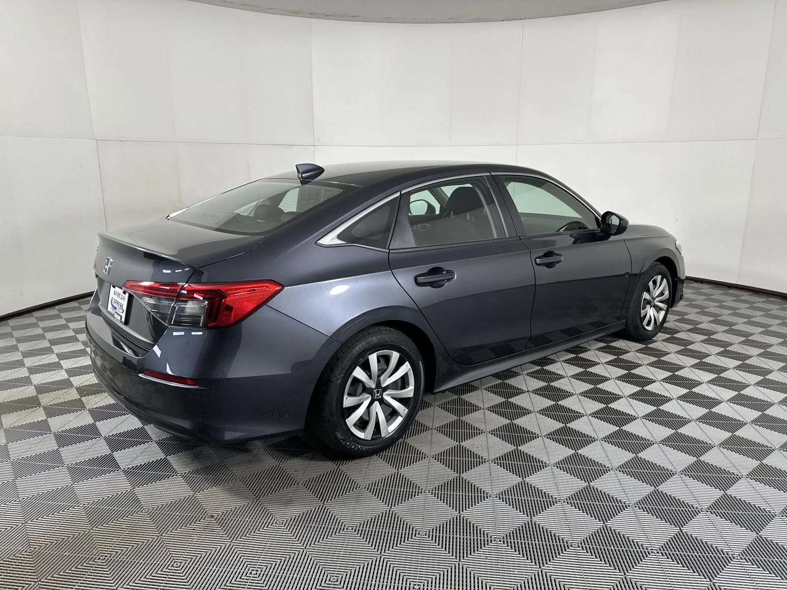 Used 2023 Meteorite Gray Metallic Honda LX image 6