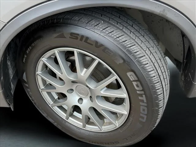 Used 2019 Gray Nissan S image 10