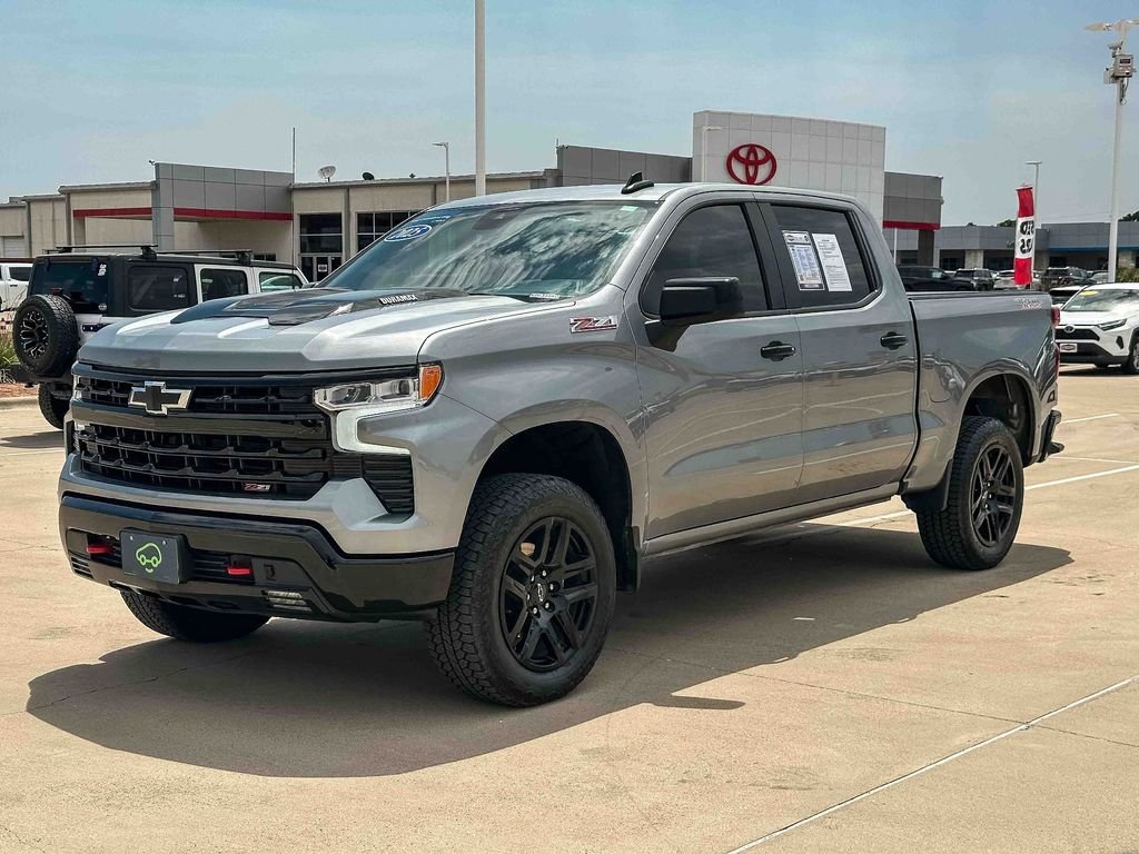 Used 2025 Gray Chevrolet LT Trail Boss image 7