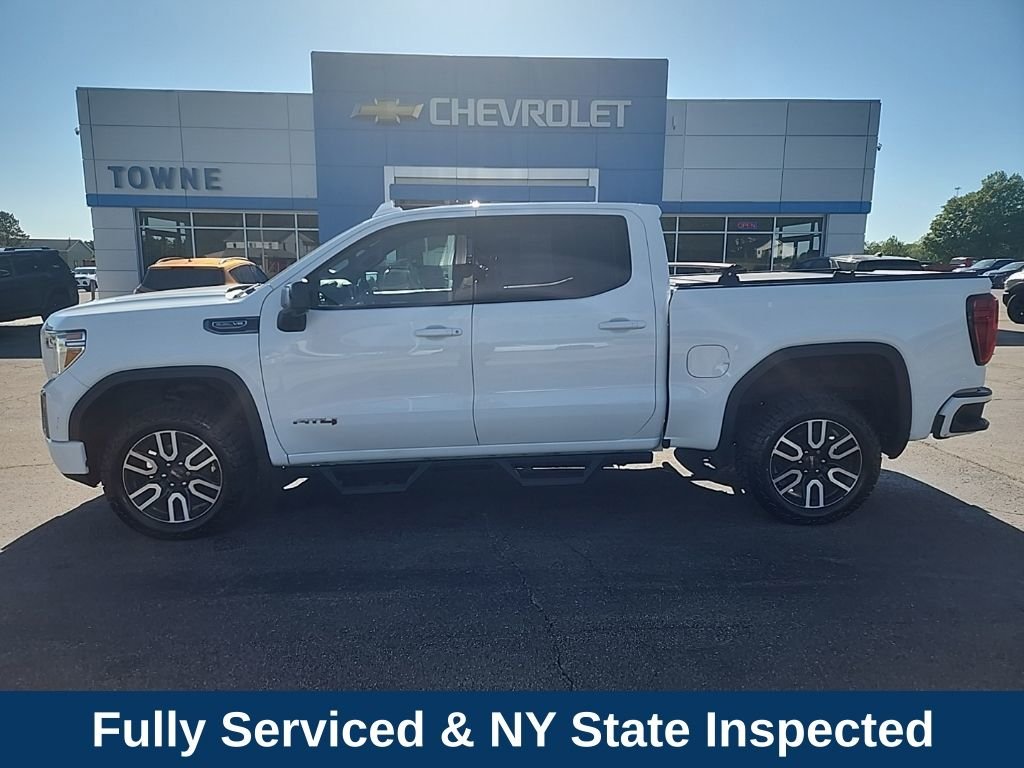 Used 2021 White GMC AT4 image 2