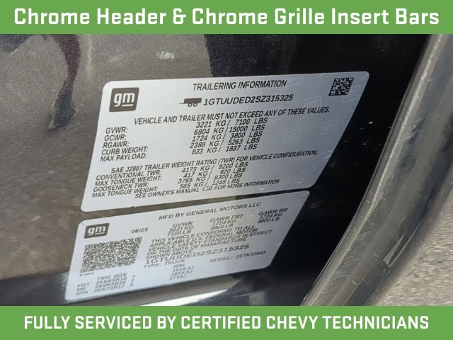 Used 2025 Silver GMC SLT image 43