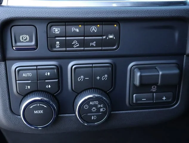 2026 Chevrolet Tahoe Premier - Photo 14