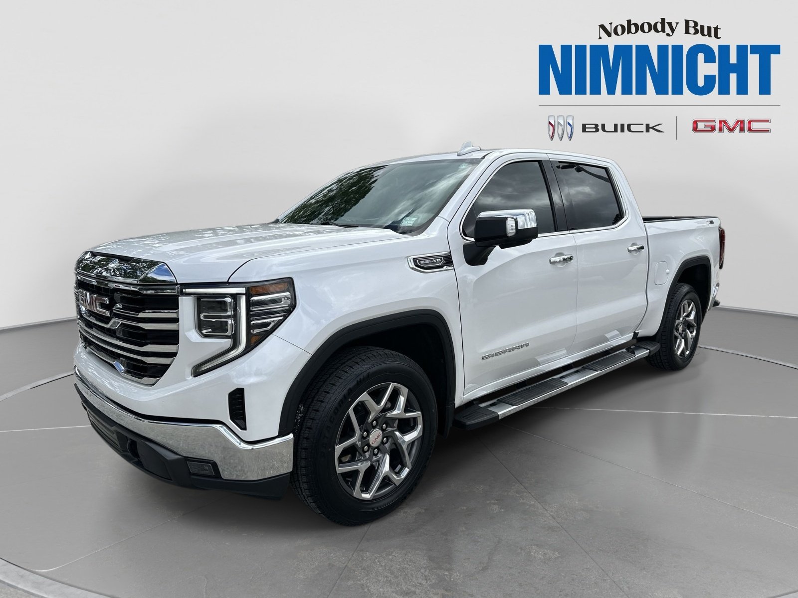 2023 GMC Sierra 1500 SLT - Photo 1