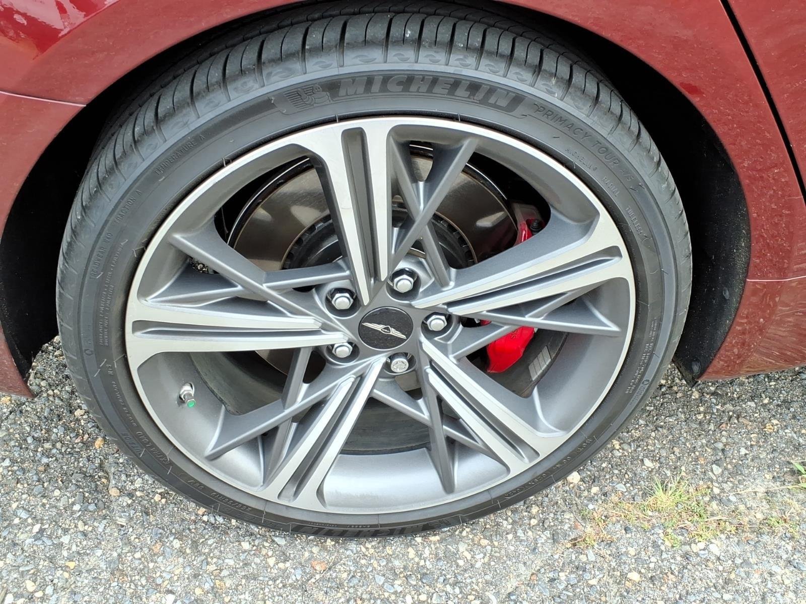 Used 2025 Cavendish Red Genesis 3.3T Sport Advanced image 8