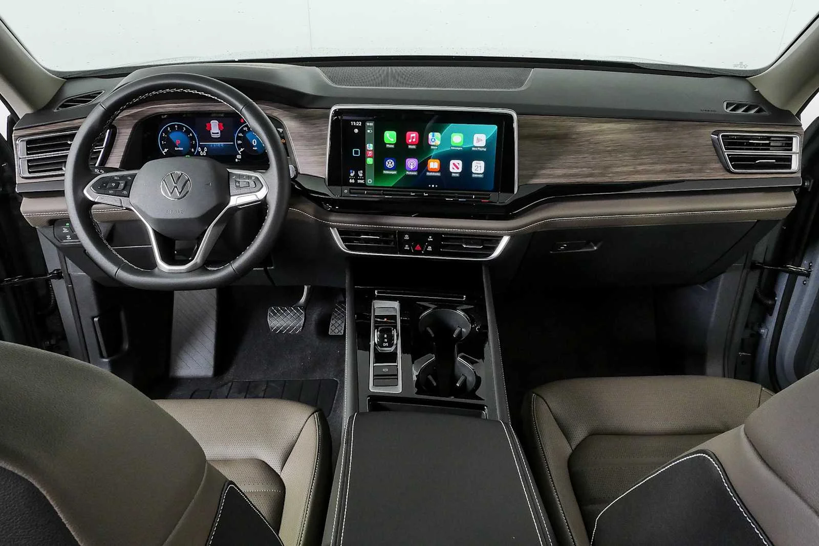 New 2026 Pure Gray Volkswagen 2.0T SEL image 18