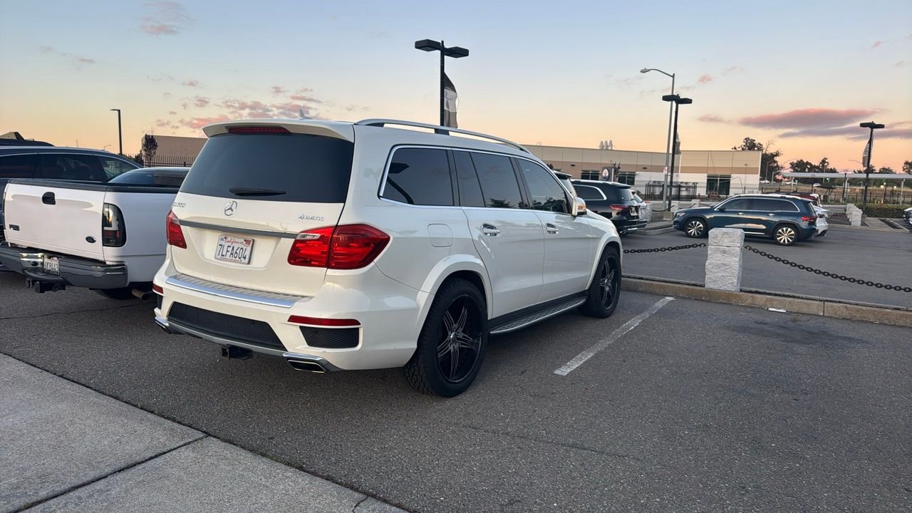 2013 Mercedes-Benz GL-Class GL 550 photo 2