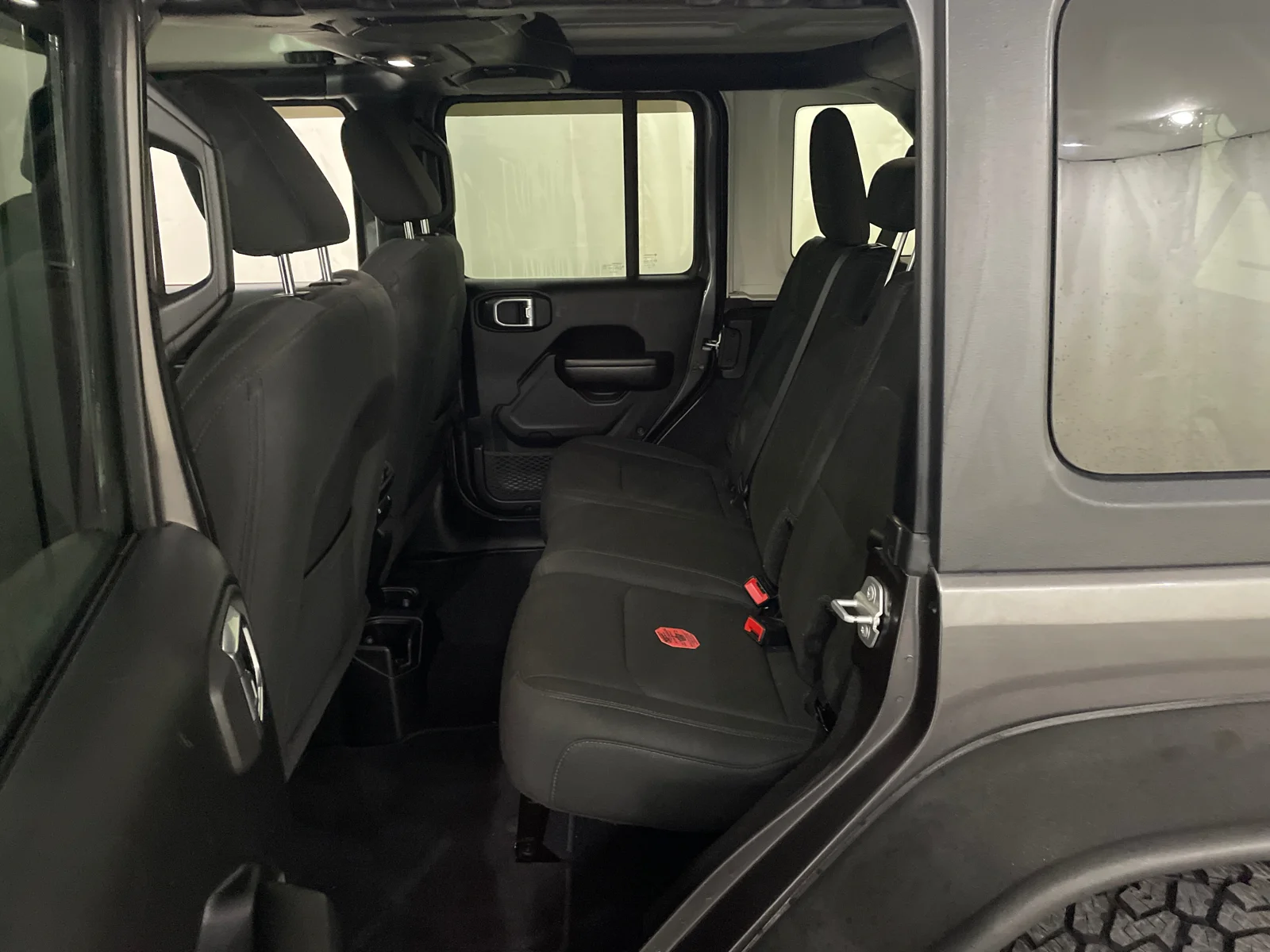 Used 2018 Granite Crystal Metallic Clearcoat Jeep Sport S image 22