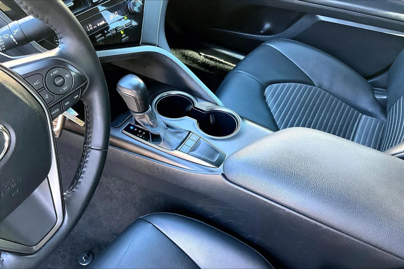 Used 2024 Ice Edge Toyota SE image 17