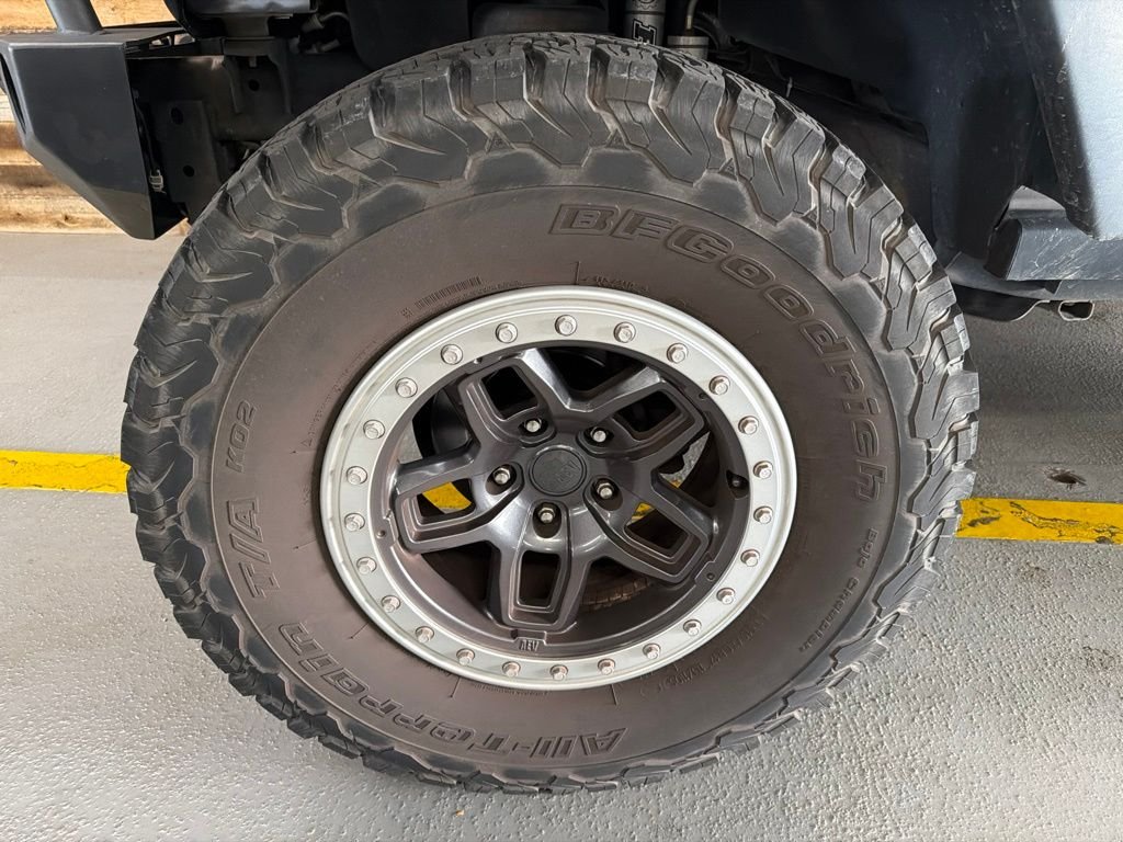 Used 2016 Billet Silver Metallic Jeep Unlimited Sport image 5