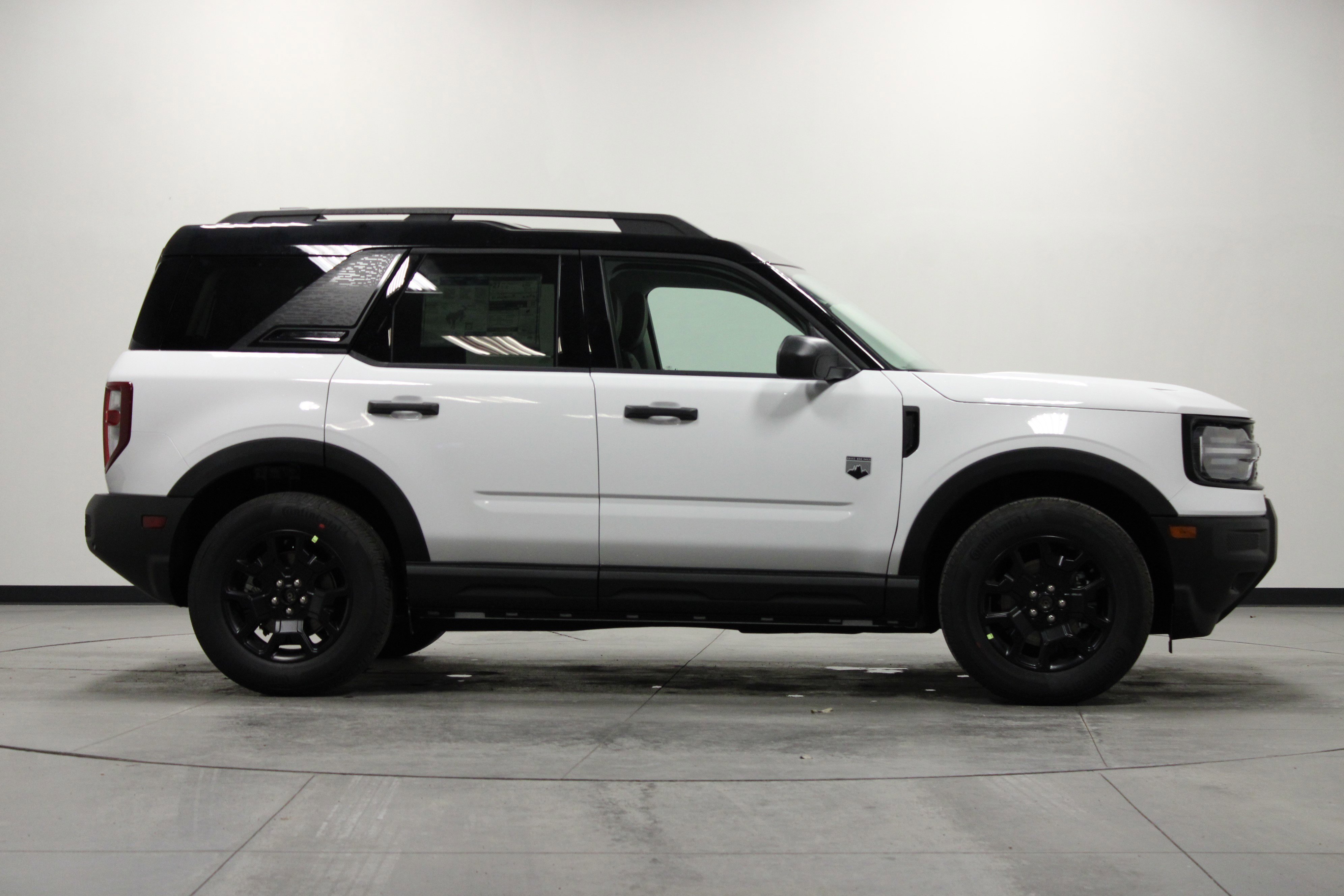 New 2025 Oxford White Ford Big Bend image 3
