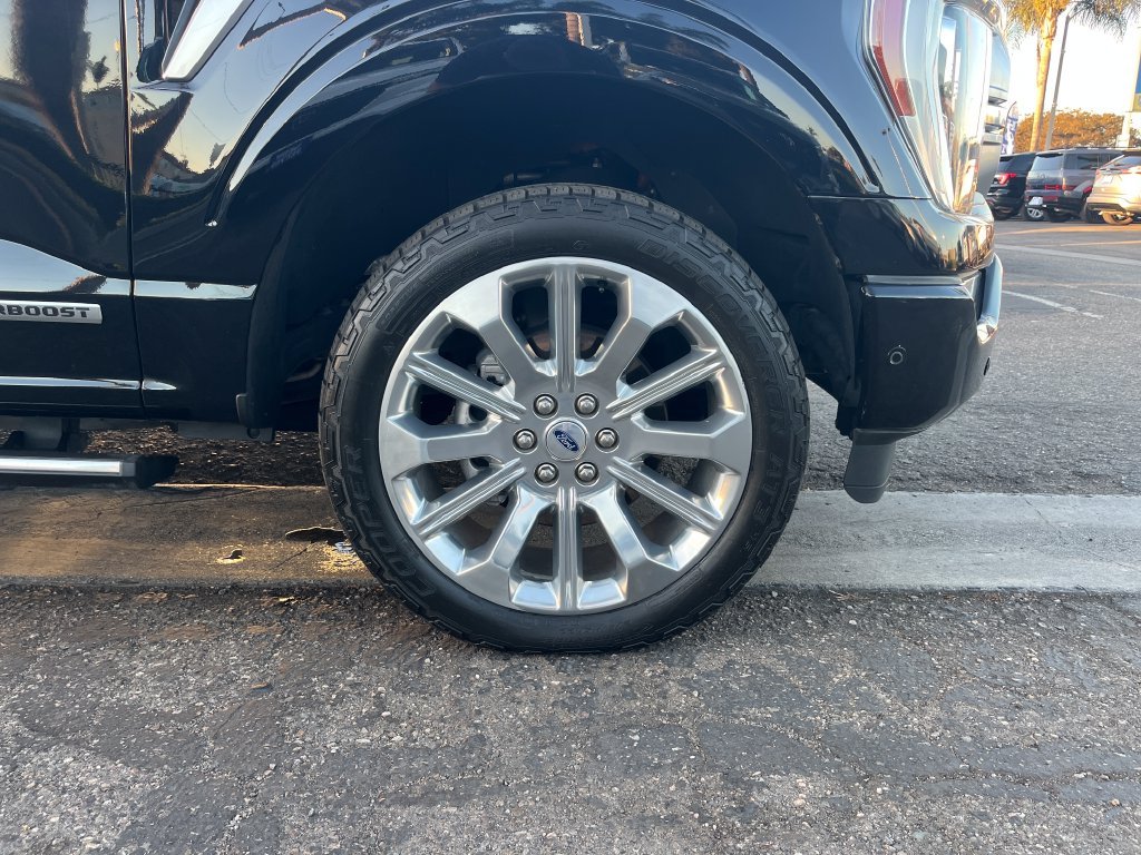 Used 2022 Black Ford Limited image 46