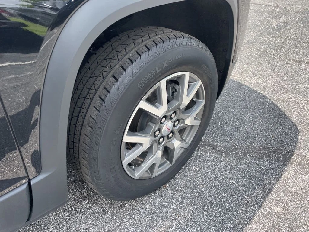 Used 2023 Black GMC SLE image 12