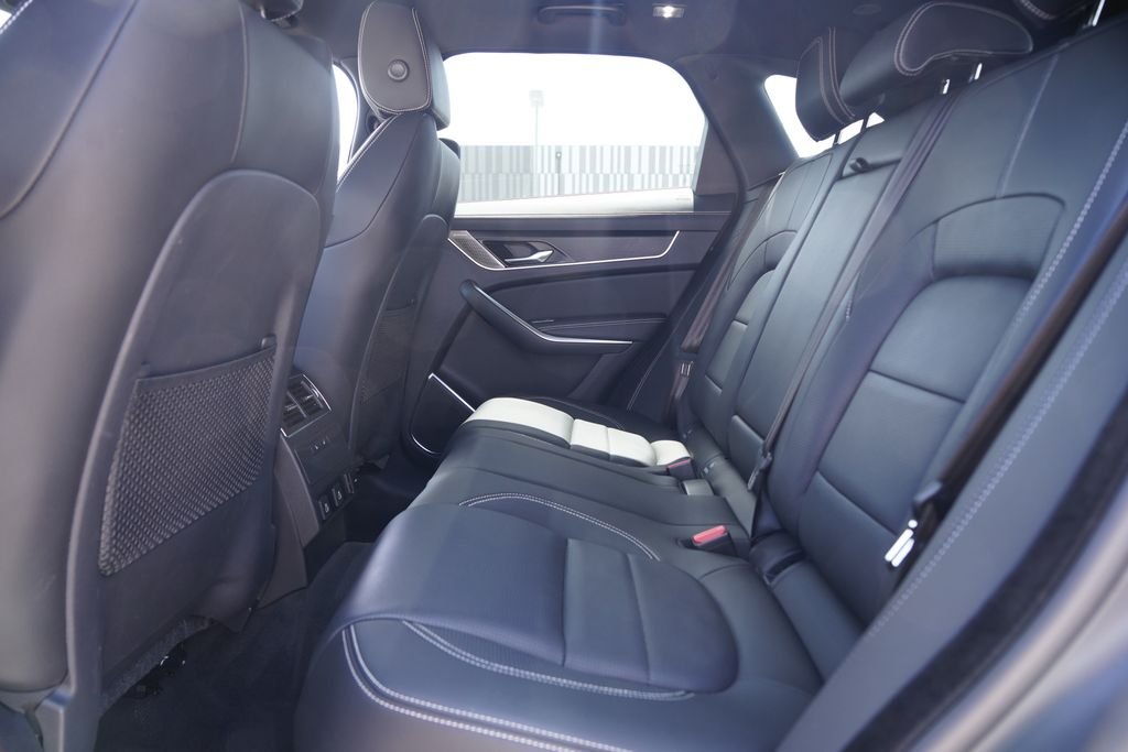 2026 Jaguar F-Pace R-Dynamic S - Photo 27