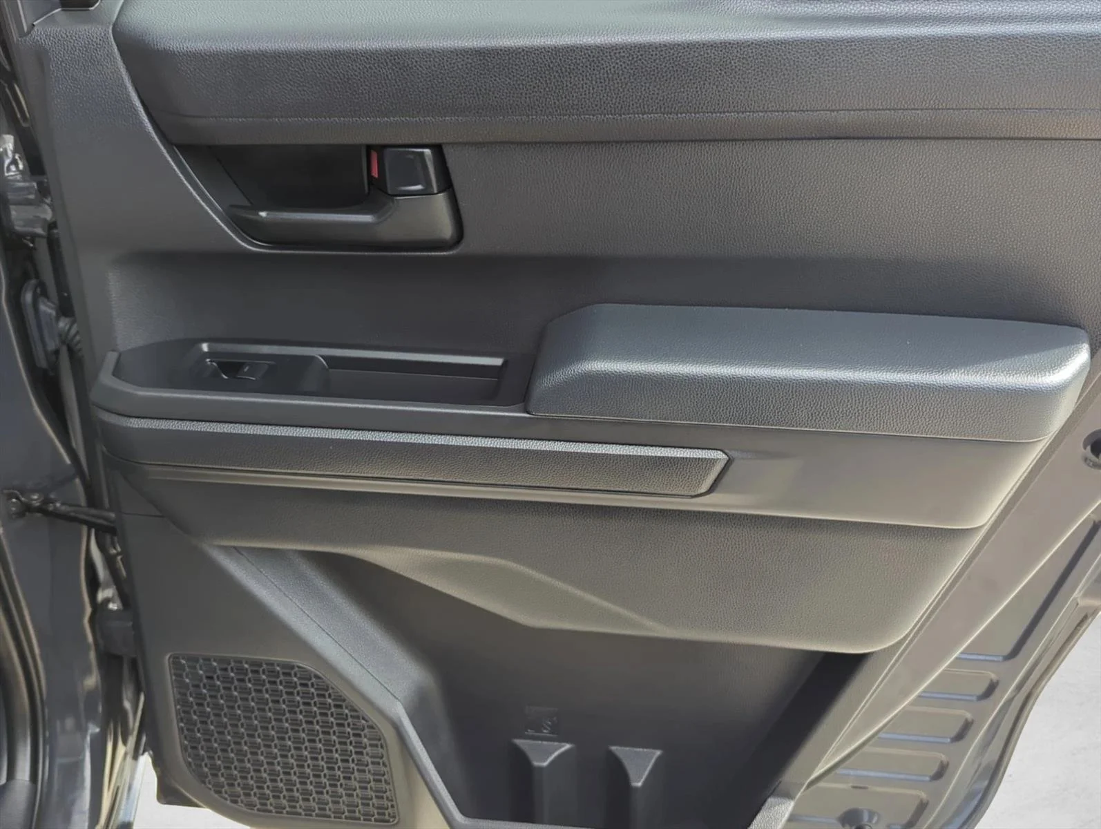 Used 2025 Underground Toyota SR5 image 27